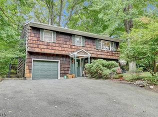 17 Orchard Rd, Ringwood, NJ 07456