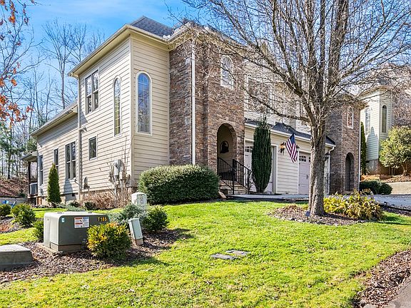 3rd image of 476 Licklog Rdg #32