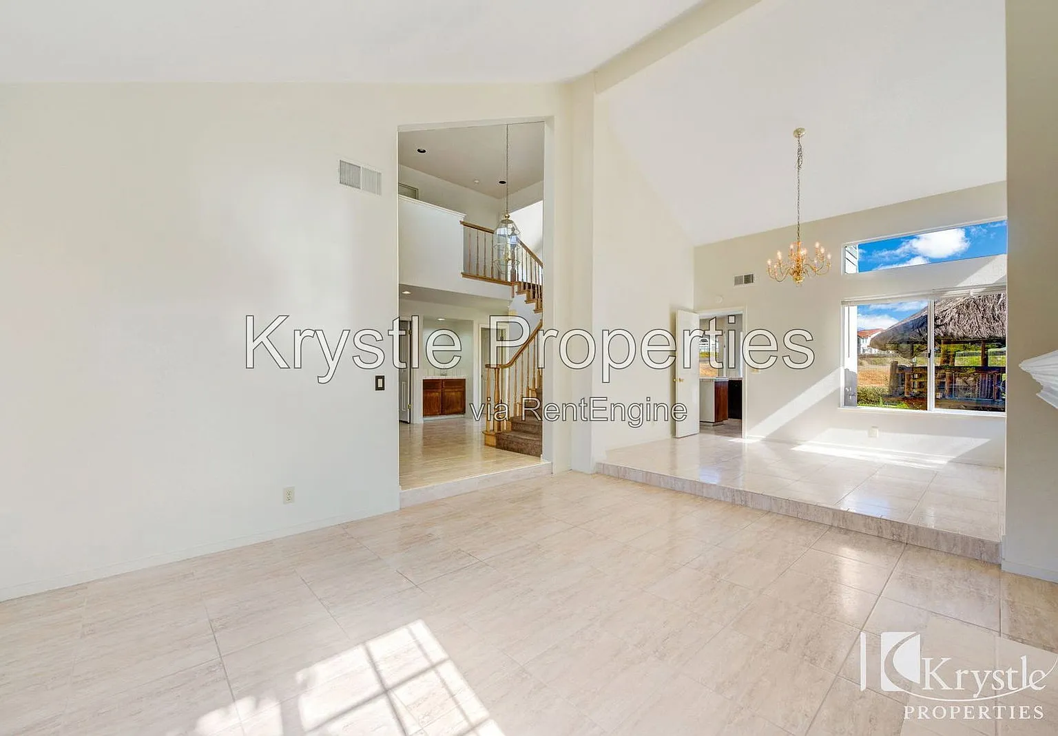 5 bed, 3.0 bath, 2362 sqft, $3,900 — Photo 4