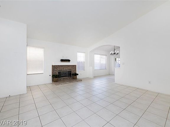 2nd image of 4174 Moorcroft St