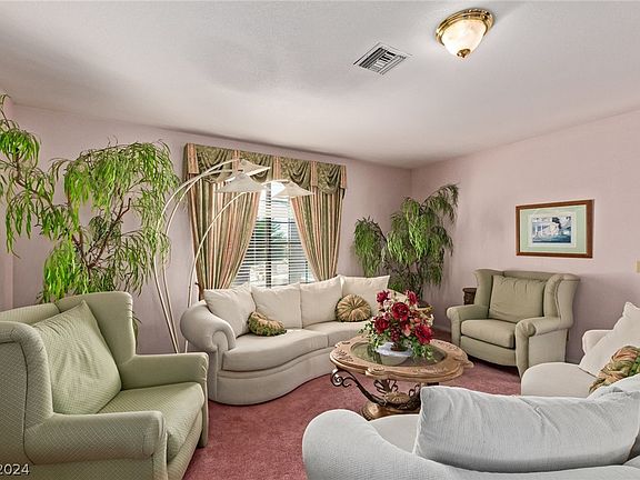 5th image of 6826 Suncrest Ave