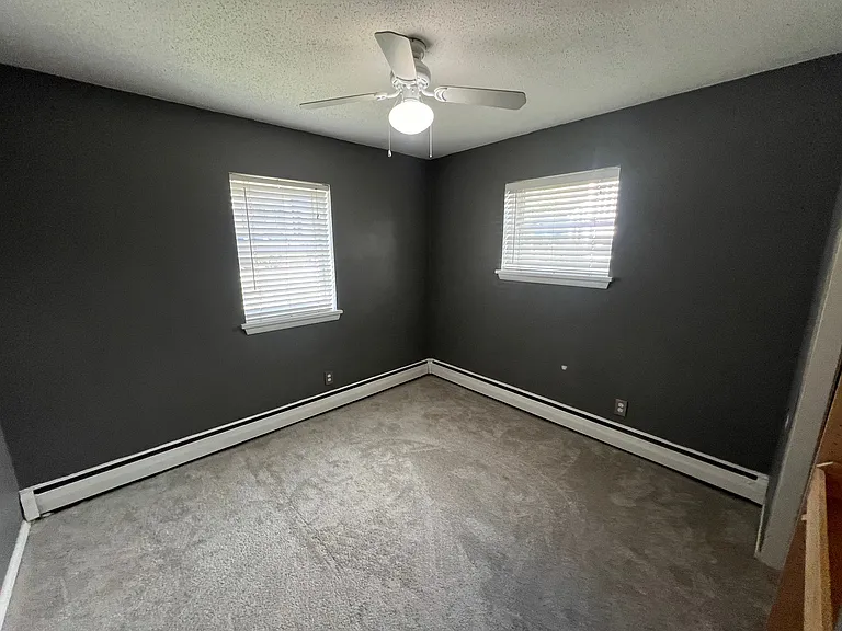 2747 Dupont Ave S #102 — Photo 16