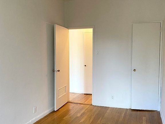 5th image of 244 E 60th St APT 5B