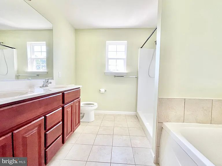 307 S Marshview Ter — Photo 14