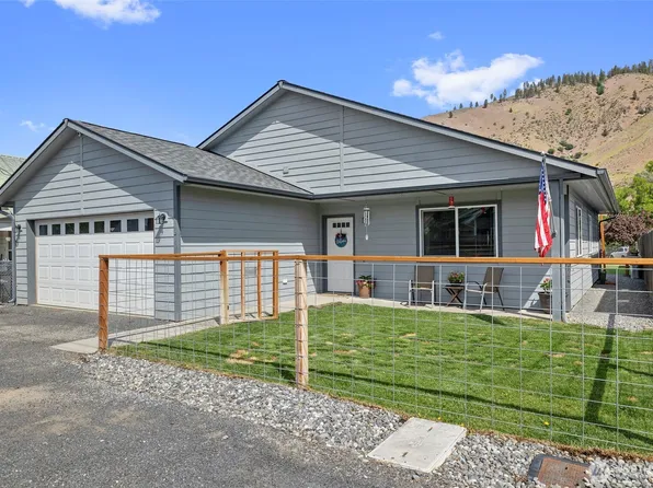200 W Pleasant Avenue, Cashmere, WA 98815