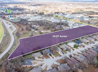 522 S 40th St, Springdale, AR 72762