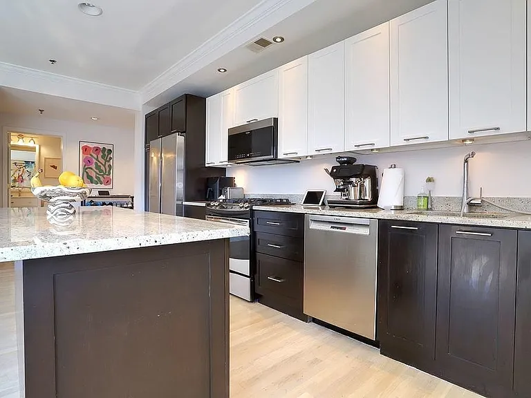99 Park Ave #4B — Photo 7
