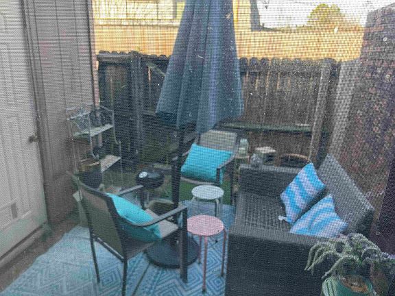 3rd image of 601 Brookside Dr APT 6