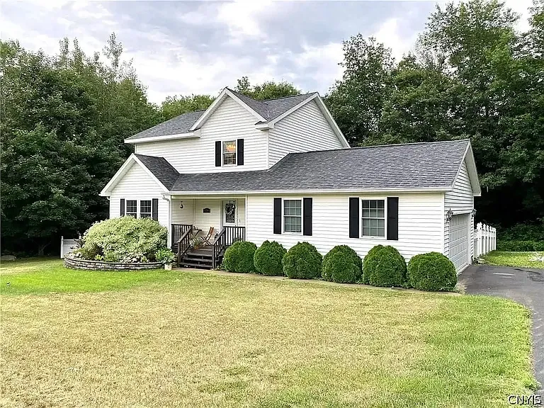 35296 Lewis Loop — Photo 1