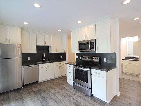 2nd image of 1501 Church St #1