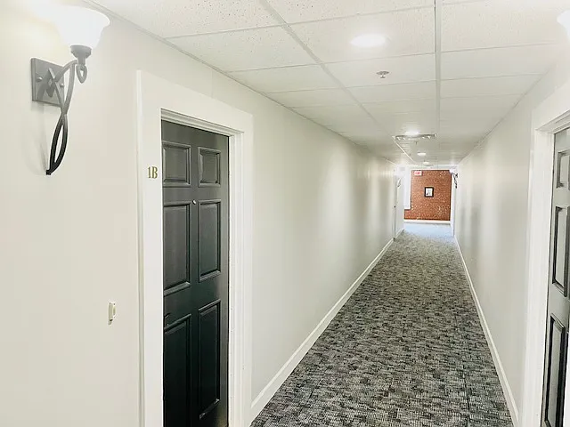 100 W Court St #1B — Photo 8