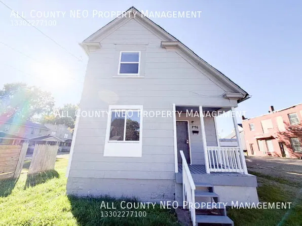 796 Sherman St, Akron, OH 44311