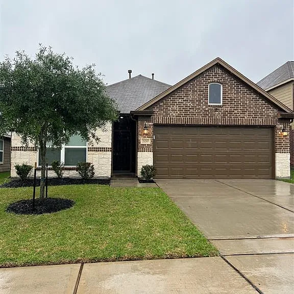 21210 Fox Hillside Way — Photo 1
