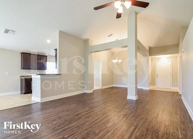14503 Dunrobin Dr — Photo 4