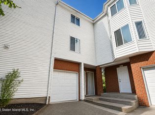 191 Jamie Ln, Staten Island, NY 10312
