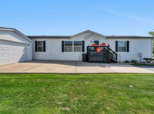 95 Partridge Ln, Beecher, IL 60401