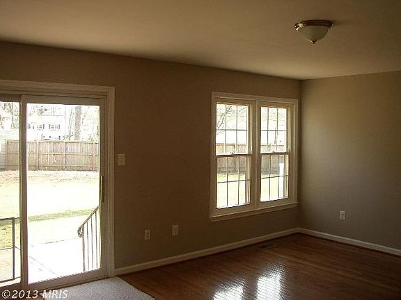 4th image of 15053 Greymont Dr