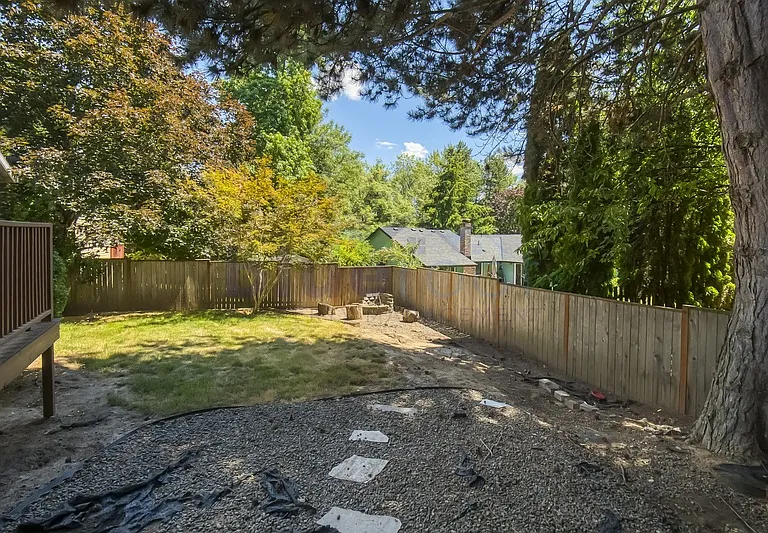 13920 SW Tennessee Ln — Photo 21