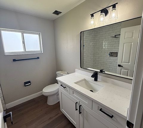 5th image of 12112 Dawn Vista Dr