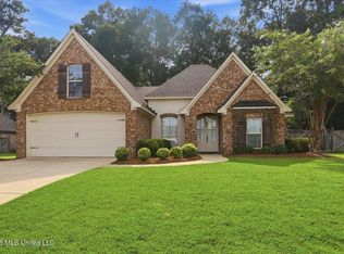 122 Belle Oak Dr, Brandon, MS 39042