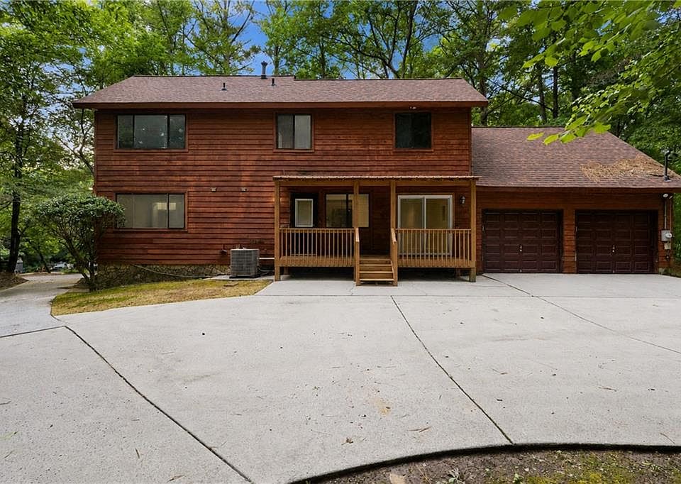 1st image of 260 Forrest Ave
