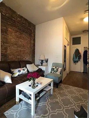 Rented by REAL New York | media 2