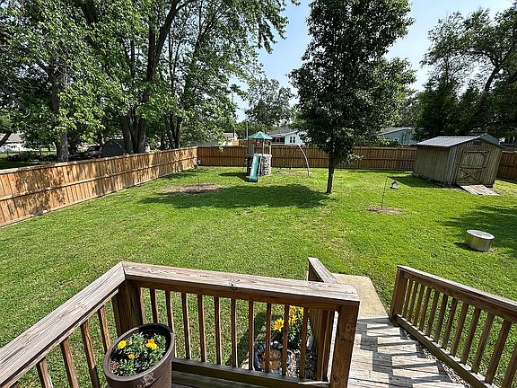 Backyard (shed stays)