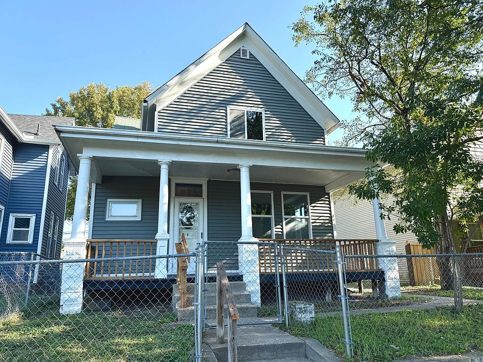 1st image of 273 Winifred St E