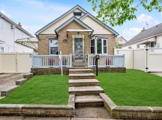 17539 Underhill Ave, Flushing, NY 11365