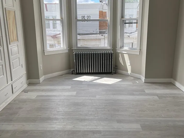3431 Jasper St — Photo 8