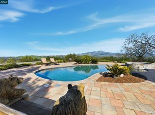 300 Oak View Ter, Danville, CA 94526