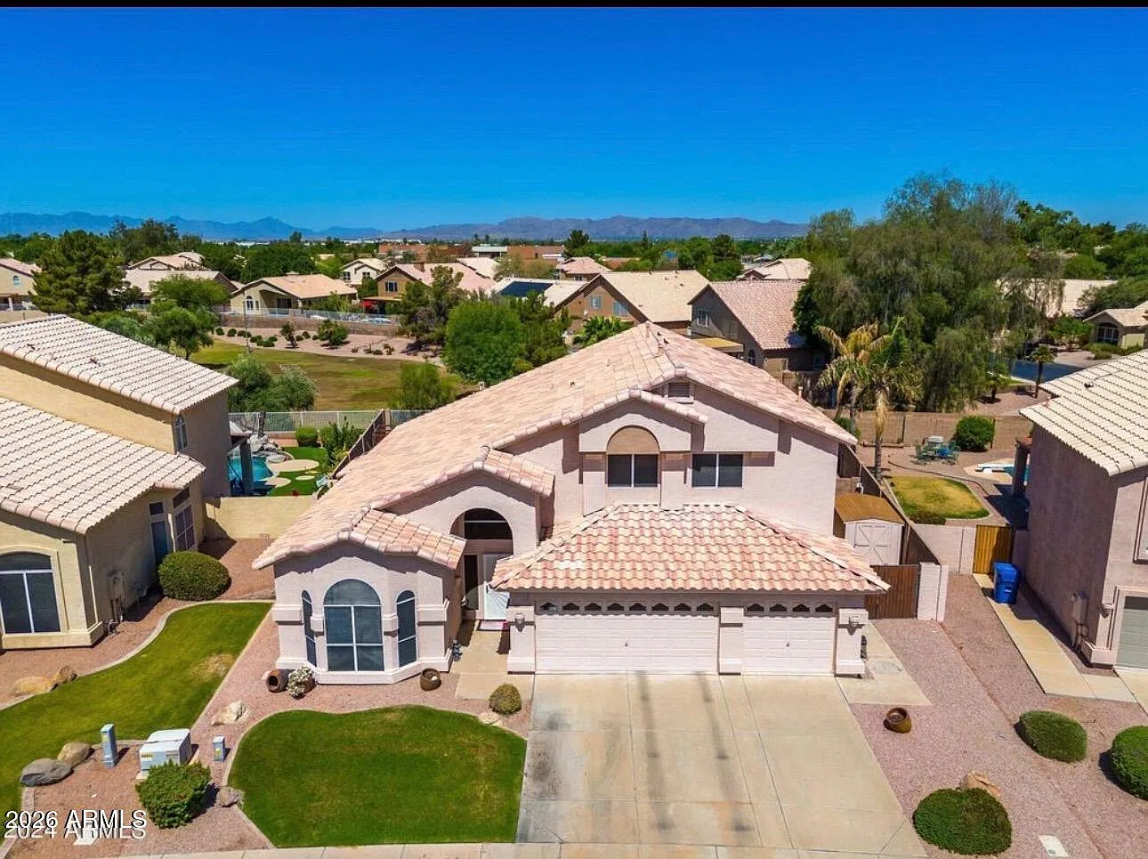 4 bed, 2.5 bath, 2973 sqft, $3,200 — Photo 1