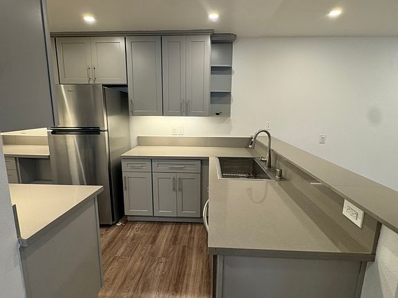 2nd image of 11603 Darlington Ave APT 4