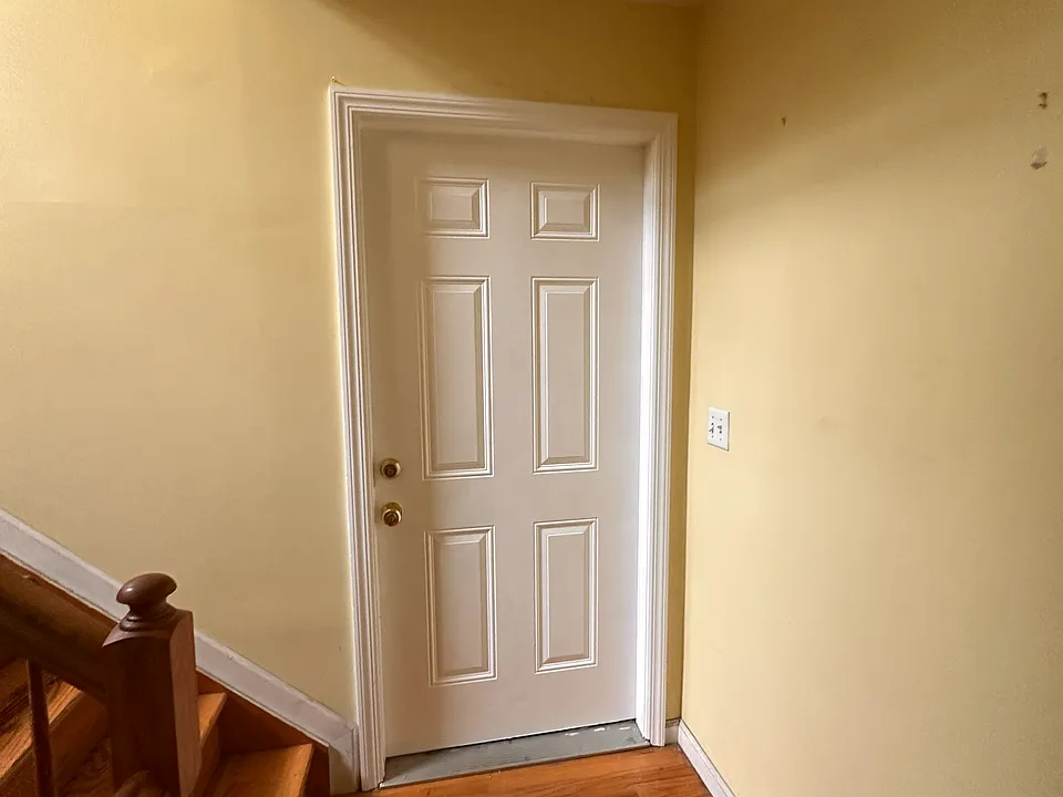 17 Lexington Ave #1