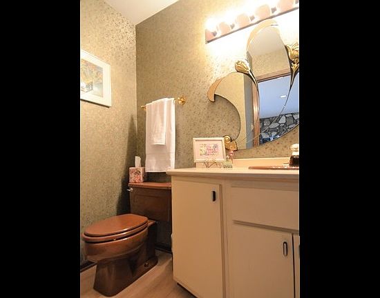 2nd image of 3 Lucas Dr #3