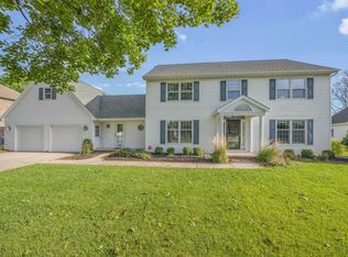 529 Chardonnay Ct, Green Bay, WI 54301