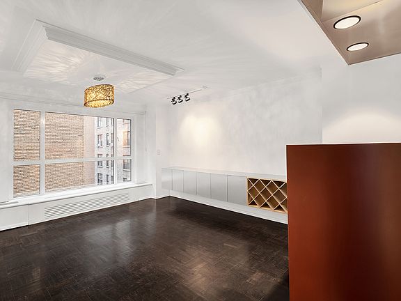 4th image of 1020 Park Ave APT 6A