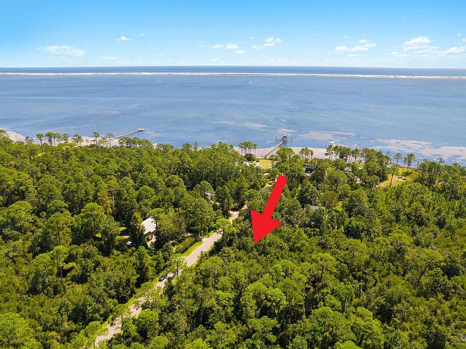1st image of Fuller Dr