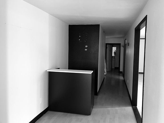 4th image of 3445-3445 5th Ave