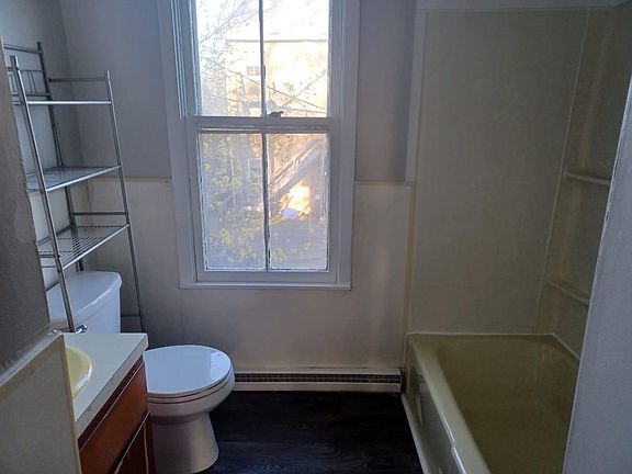 5th image of 14A Elm St #4