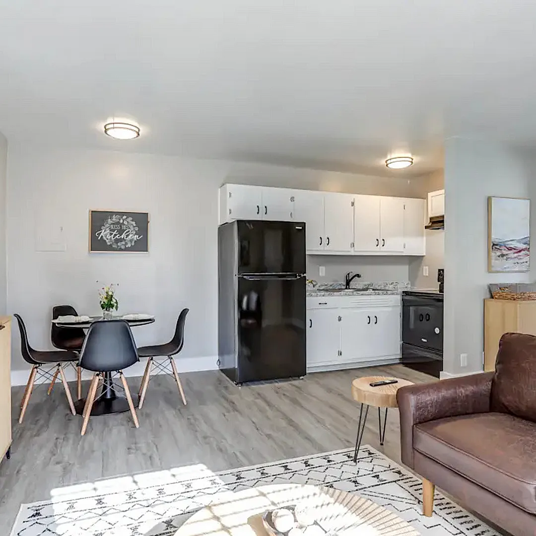 The Lily Grace Apartments — Photo 4