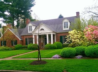 1218 Summit Dr, Lexington, KY 40502