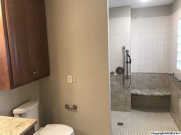 5th image of 9410 Danese Ln SE