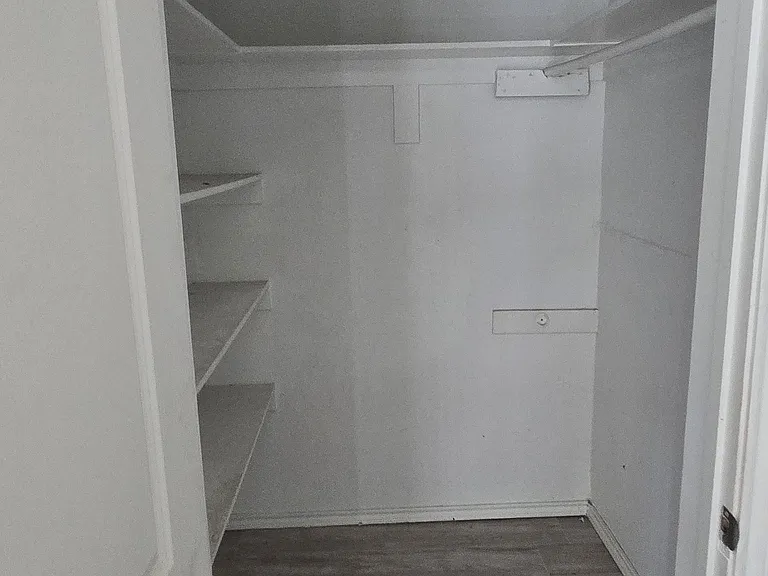 1220 S 5th St — Photo 15