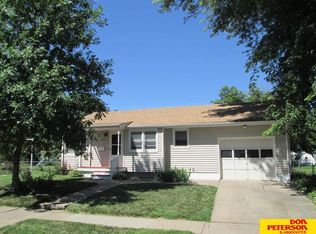 1523 N Platte Ave, Fremont, NE 68025