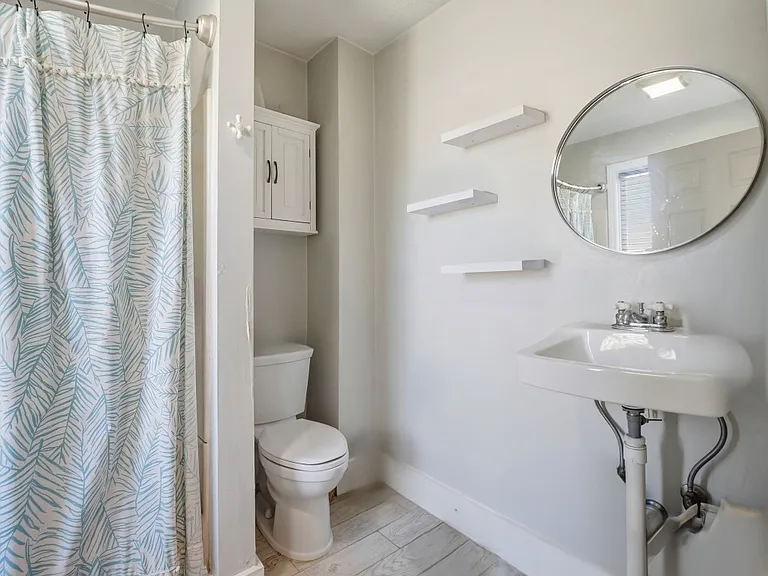 26 Ward St #3 — Photo 14