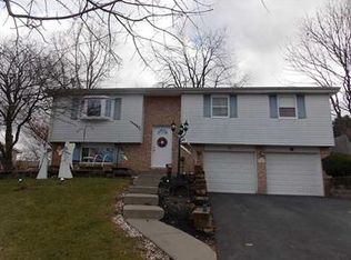 240 Laddie Dr, Washington, PA 15301