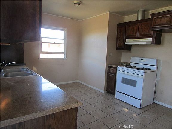 4th image of 1345 Turquoise Ave