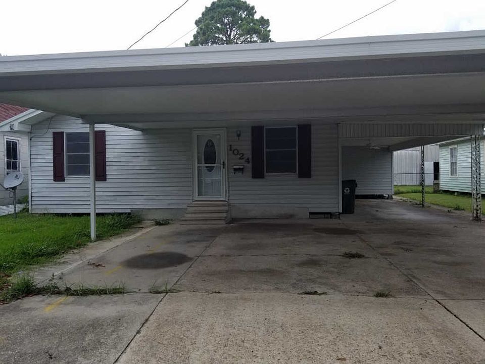 1st image of 1024 Providence St
