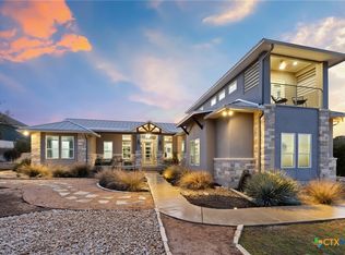 223 Oak Shores Dr, Canyon Lake, TX 78133